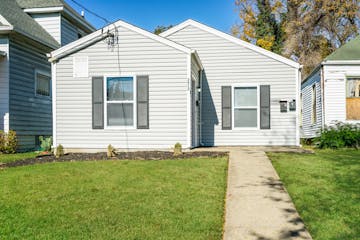 2913 Dumesnil St Apt 1 Louisville, KY 40211